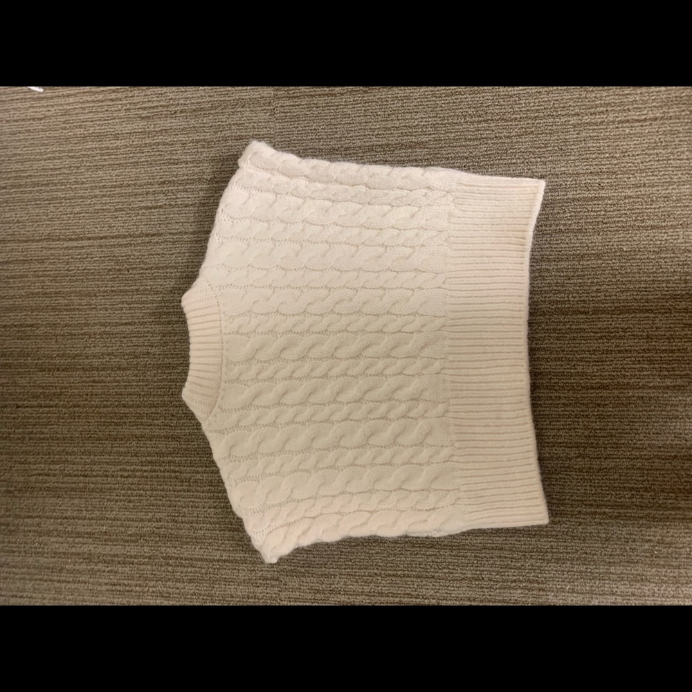 Zara knit sweater vest - Picture 3 of 3